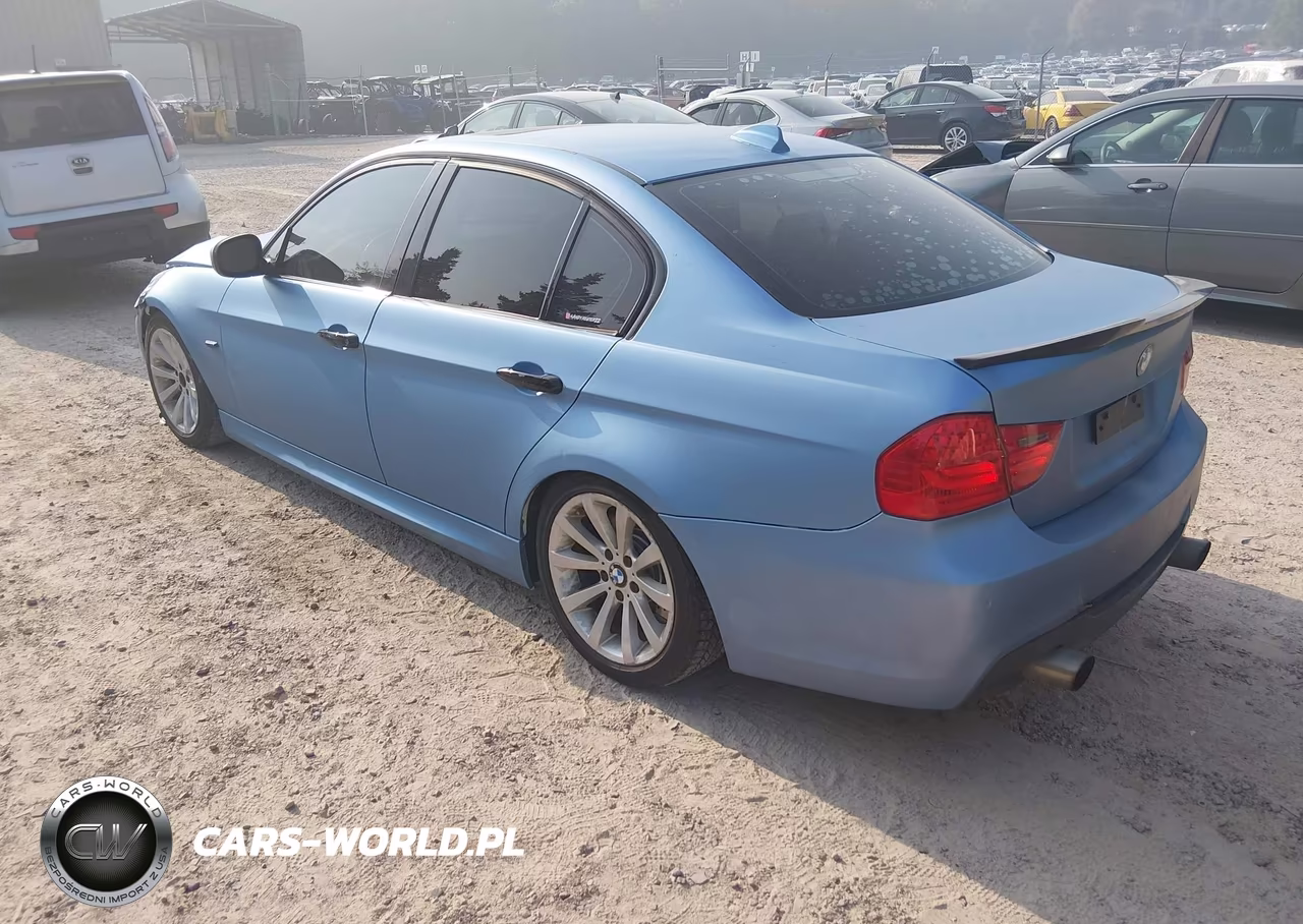 2010 BMW 335I VIN:WBAPM7G57ANL89198 - 3