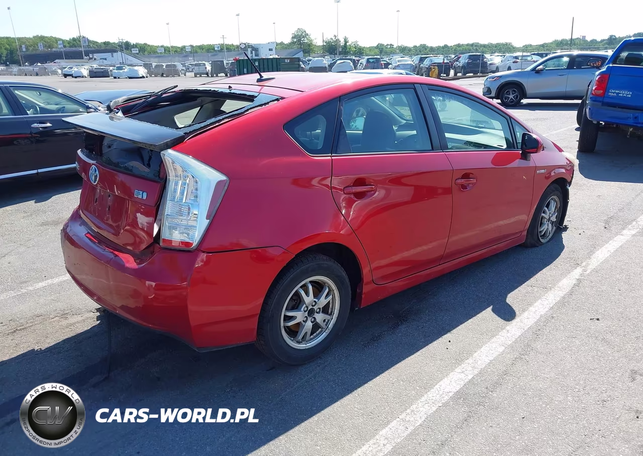 2011 Toyota Prius Three VIN:JTDKN3DU2B1431963 - 4