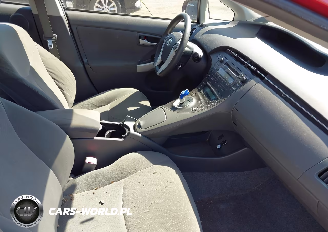 2011 Toyota Prius Three VIN:JTDKN3DU2B1431963 - 5