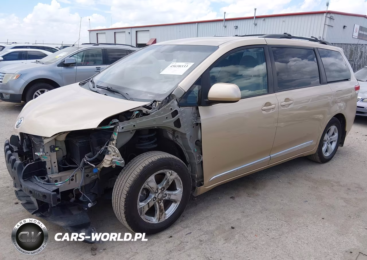 2011 Toyota Sienna Le V6 VIN:5TDKK3DC8BS119004 - 2