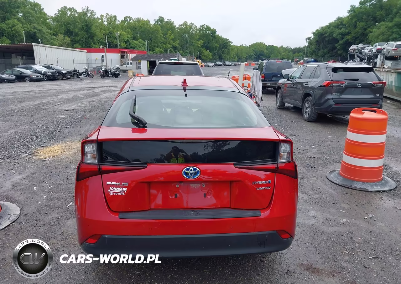 2021 Toyota Prius Limited VIN:JTDKAMFU0M3144434 - 16