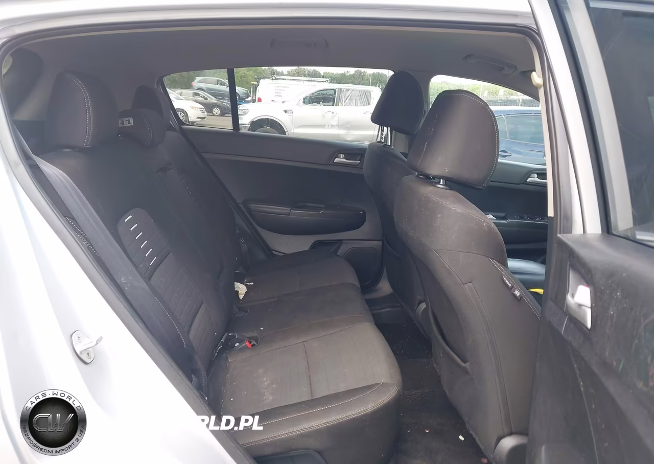 2018 Kia Sportage Lx VIN:KNDPM3ACXJ7484488 - 8