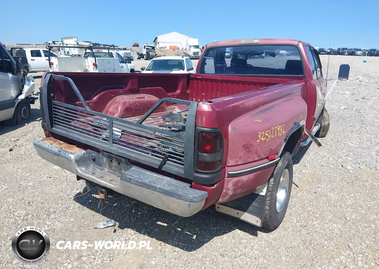 1995 Dodge Ram 3500 VIN:3B7MF33C3SM159909 - 4