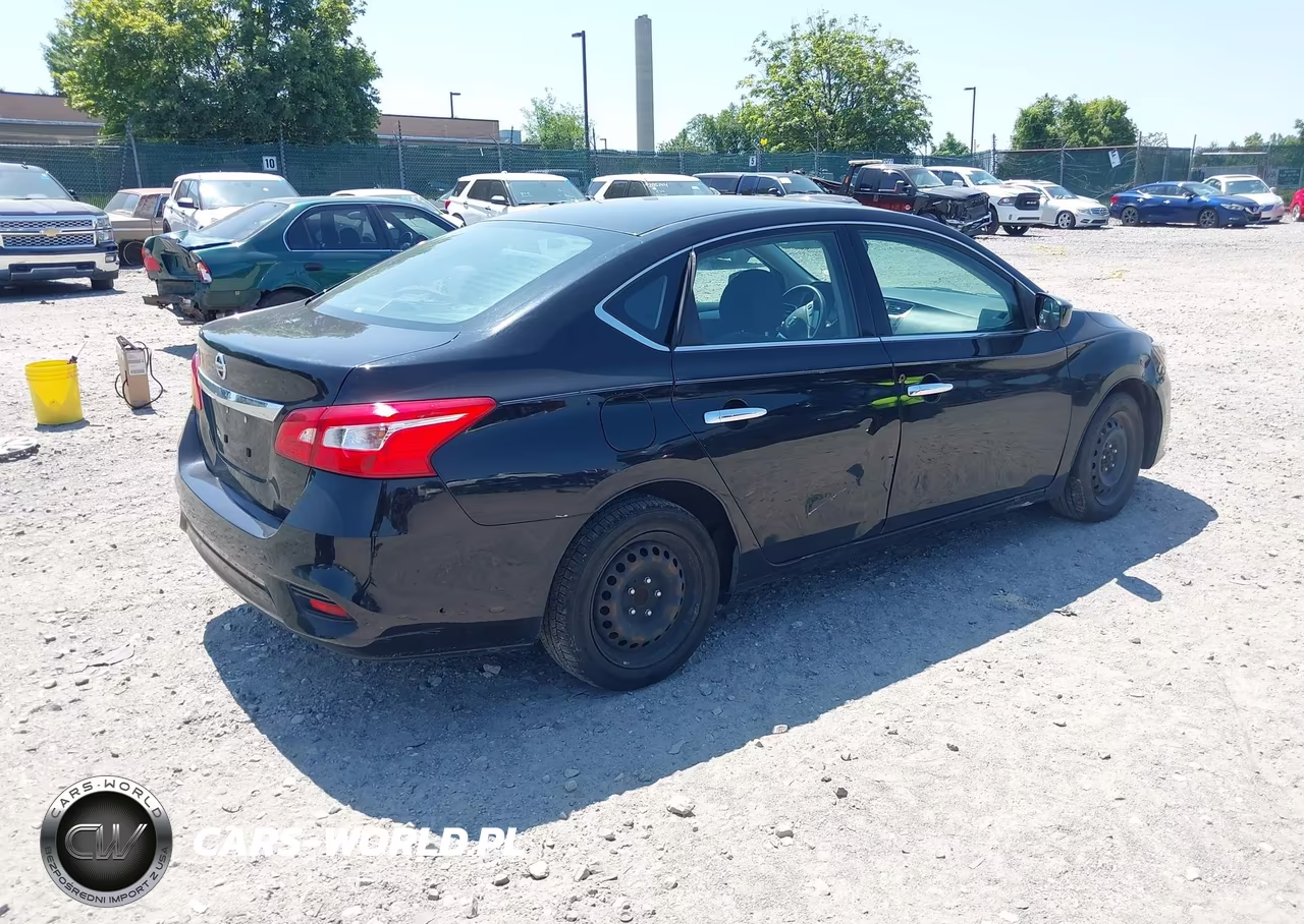 2017 Nissan Sentra S VIN:3N1AB7AP2HY306298 - 4