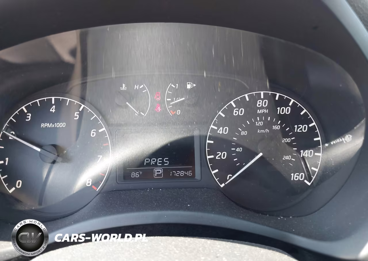 2017 Nissan Sentra S VIN:3N1AB7AP2HY306298 - 7