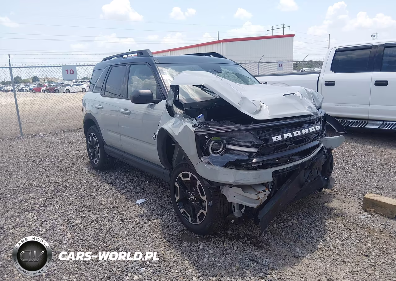2024 Ford Bronco Sport Outer Banks – zdjęcie 1 z 18