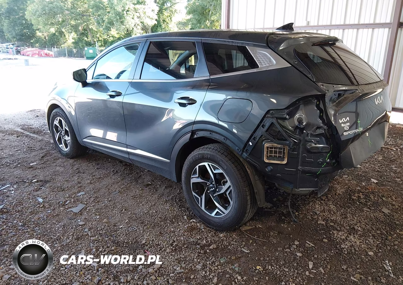 2023 Kia Sportage Lx VIN:KNDPU3AF2P7210382 - 3