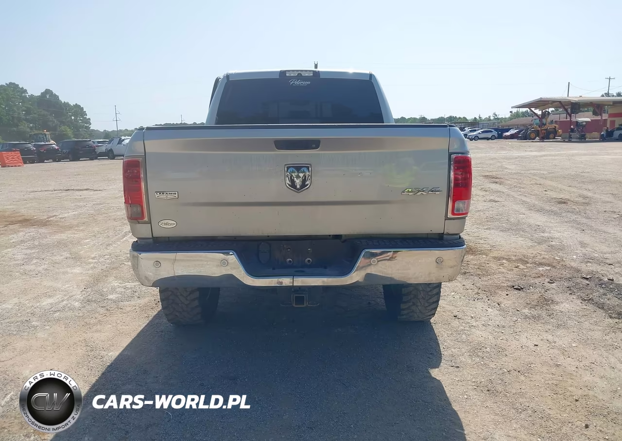 2017 Ram 2500 Laramie 4X4 6'4 Box VIN:3C6UR5FL5HG663858 - 16