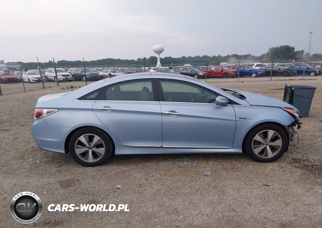 2011 Hyundai Sonata Hybrid VIN:KMHEC4A45BA011039 - 14