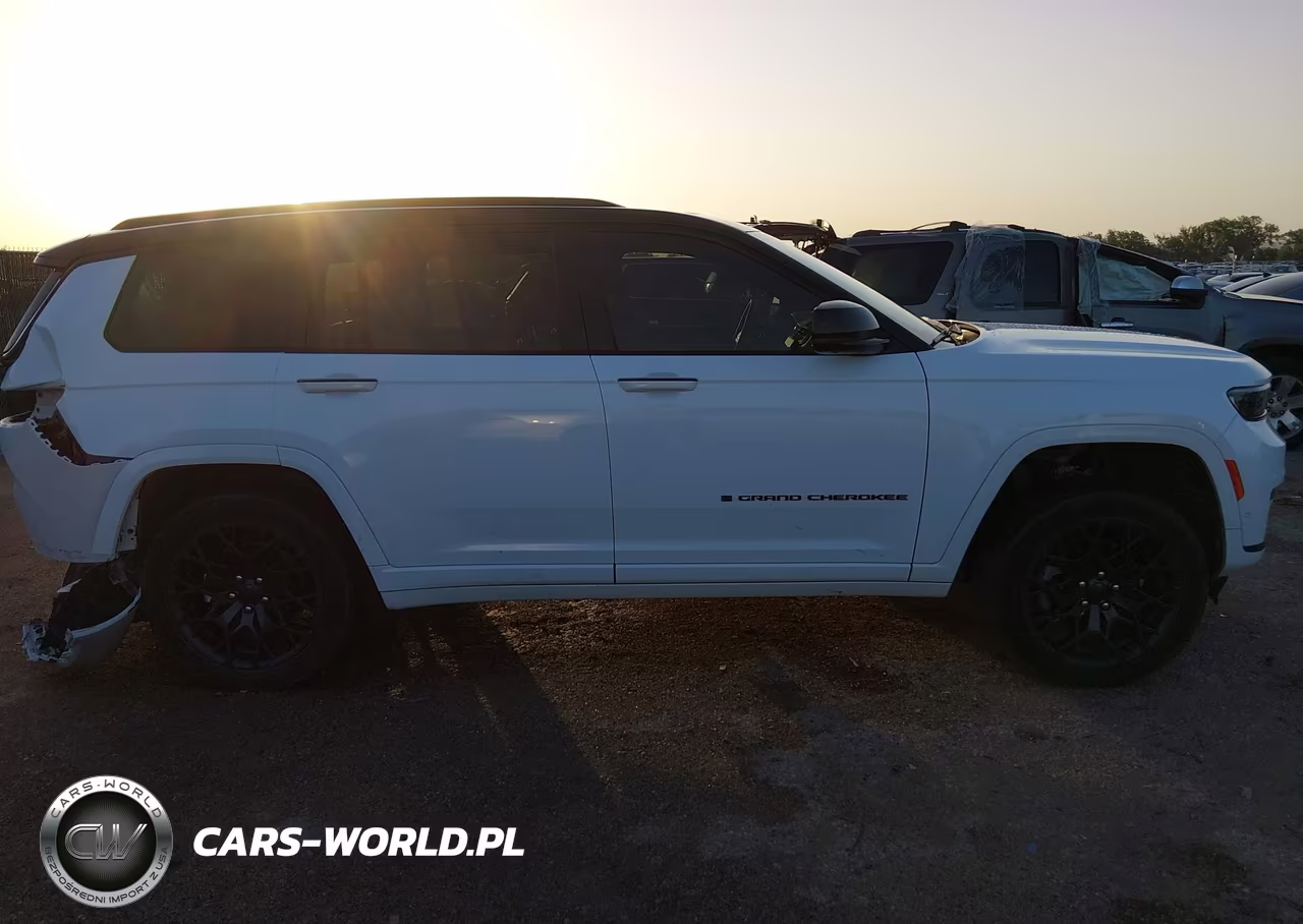 2024 Jeep Grand Cherokee L Summit Reserve 4X4 VIN:1C4RJKEG1R8608758 - 13