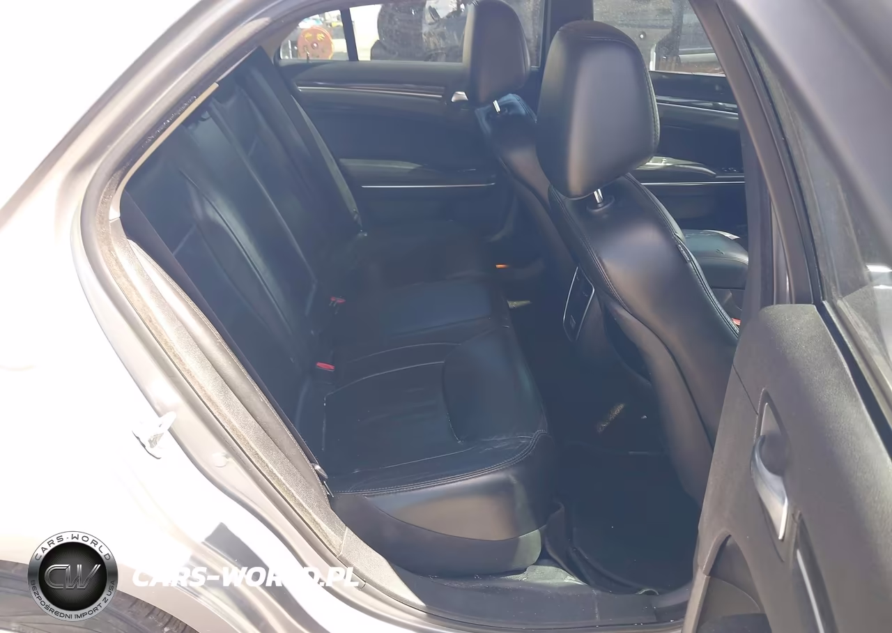 2017 Chrysler 300 Limited VIN:2C3CCAAG8HH512025 - 8
