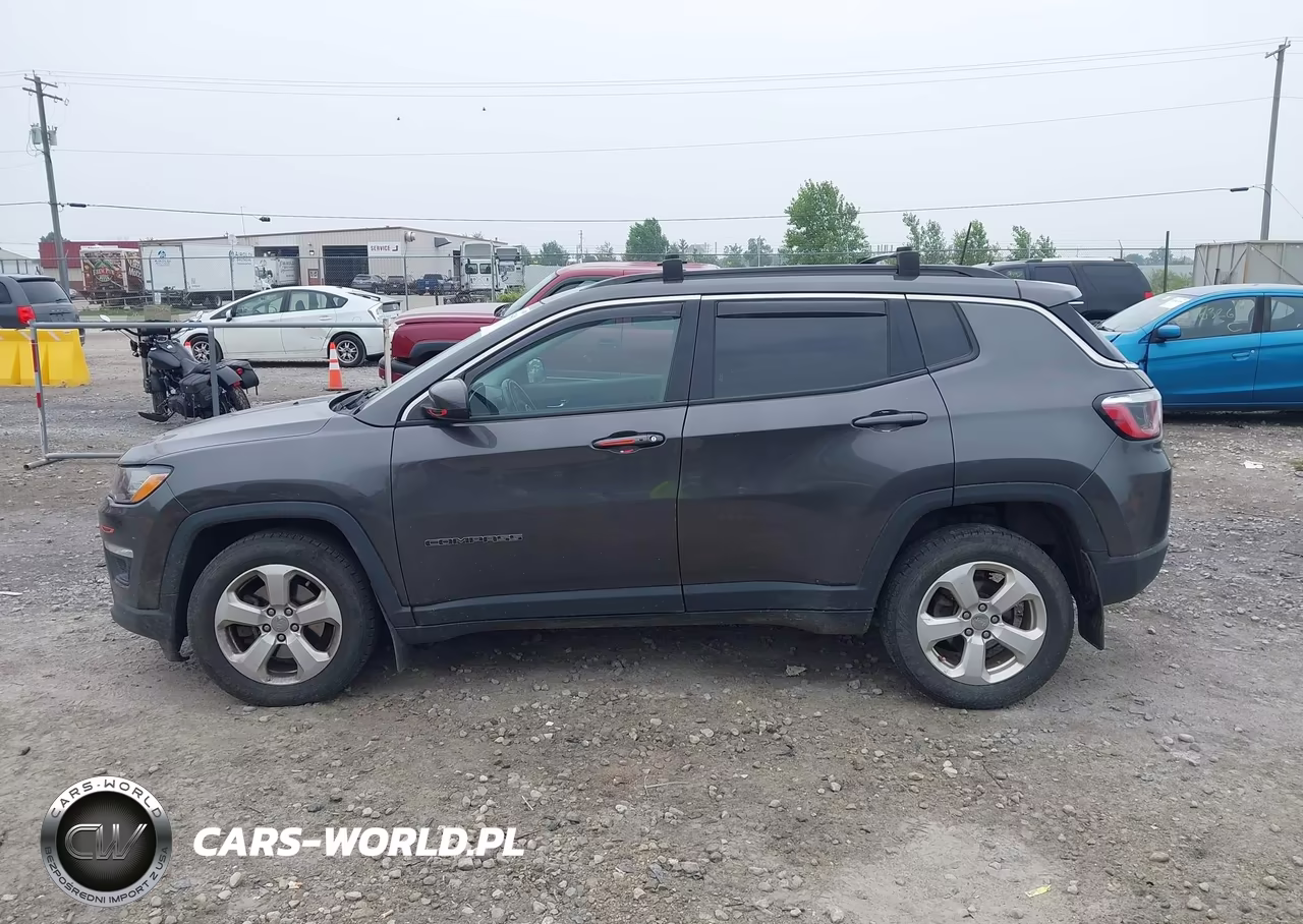 2019 Jeep Compass Latitude 4X4 VIN:3C4NJDBB0KT645651 - 14