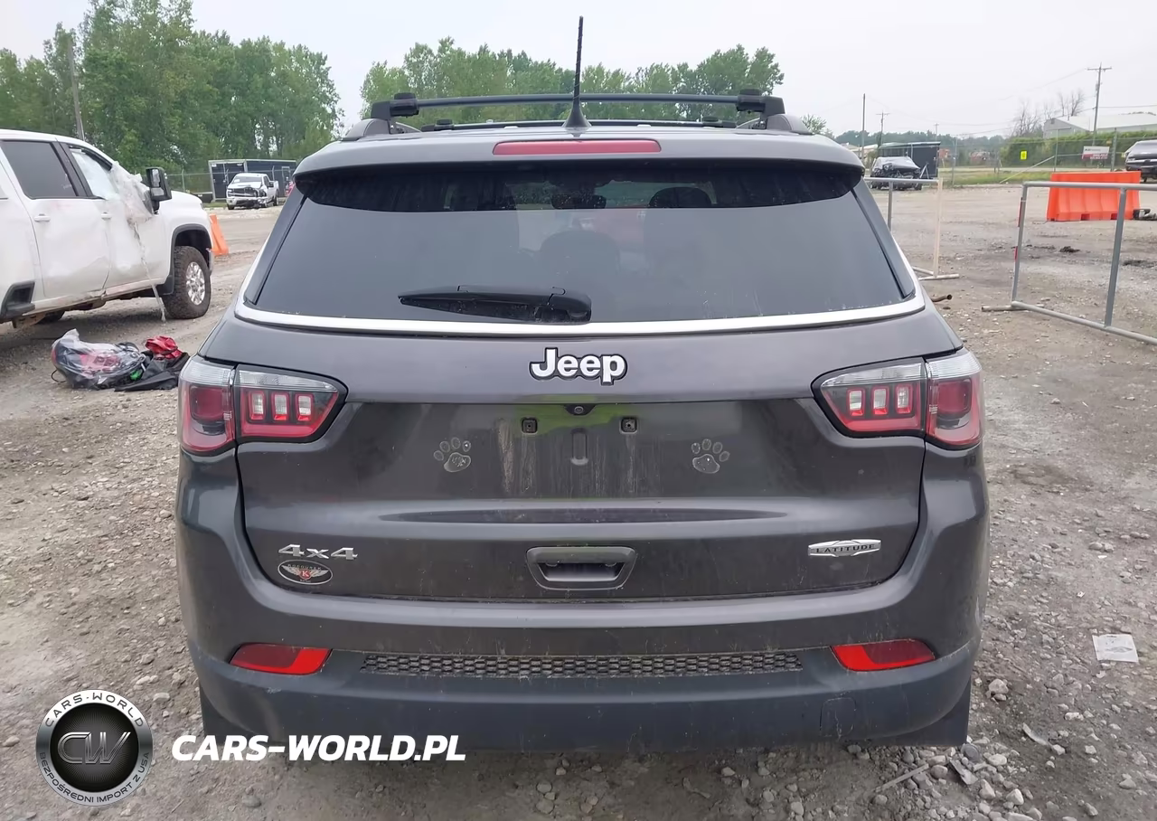 2019 Jeep Compass Latitude 4X4 VIN:3C4NJDBB0KT645651 - 16