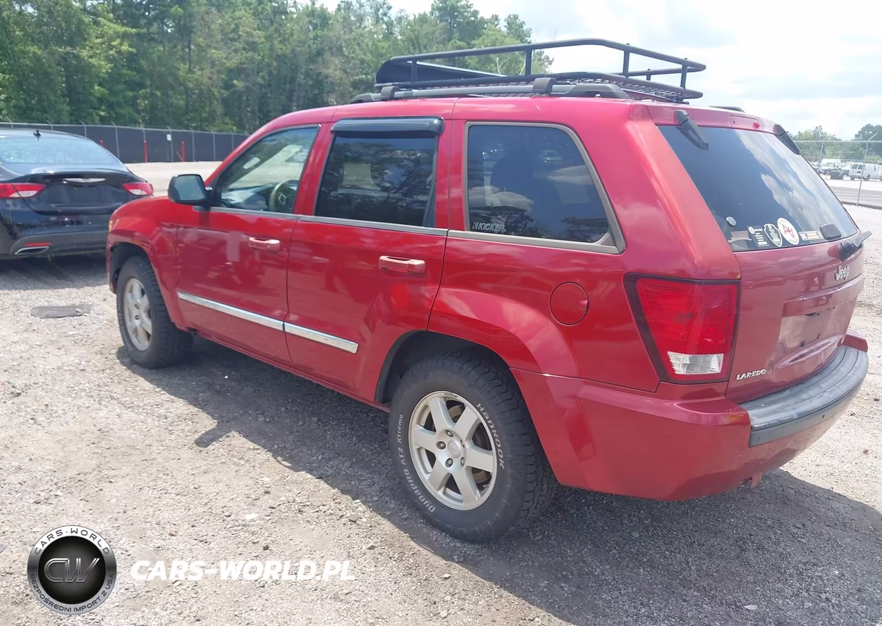 2010 Jeep Grand Cherokee Laredo VIN:1J4PS4GK5AC121219 - 3