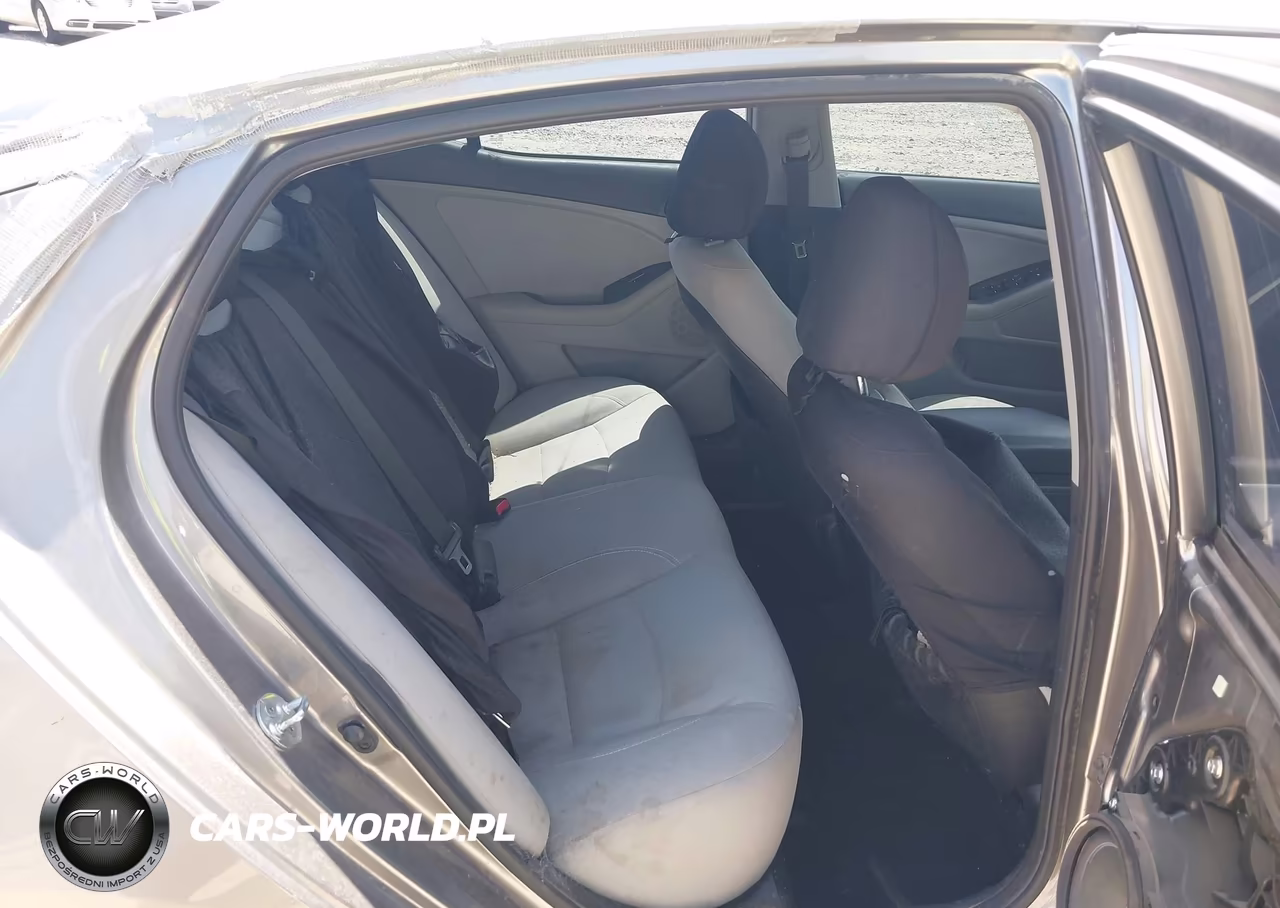 2015 Kia Optima Lx VIN:5XXGM4A75FG371359 - 8