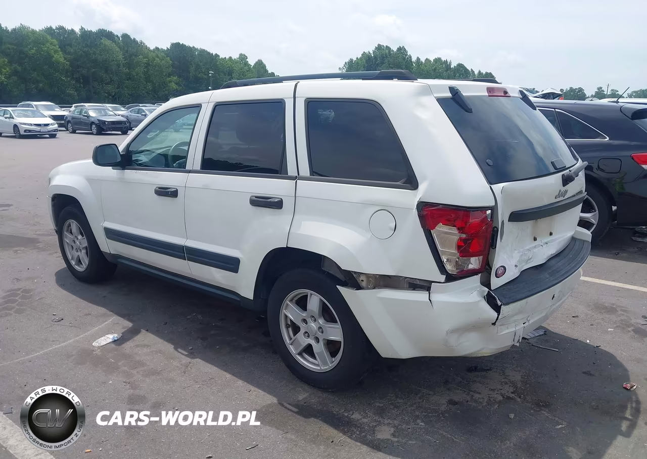 2005 Jeep Grand Cherokee Laredo VIN:1J4GS48KX5C511186 - 3