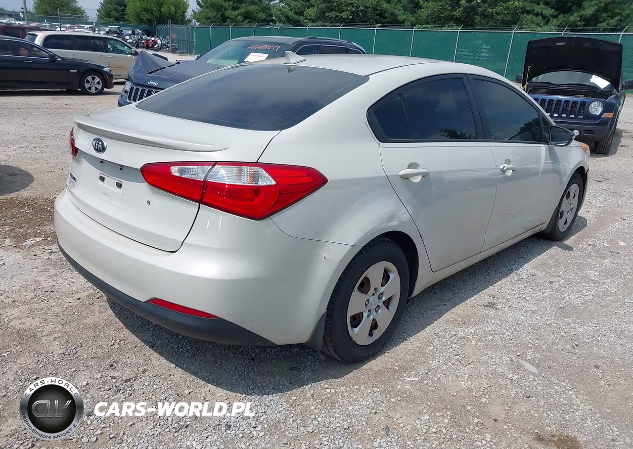 2015 Kia Forte Lx VIN:KNAFK4A69F5331523 - 4