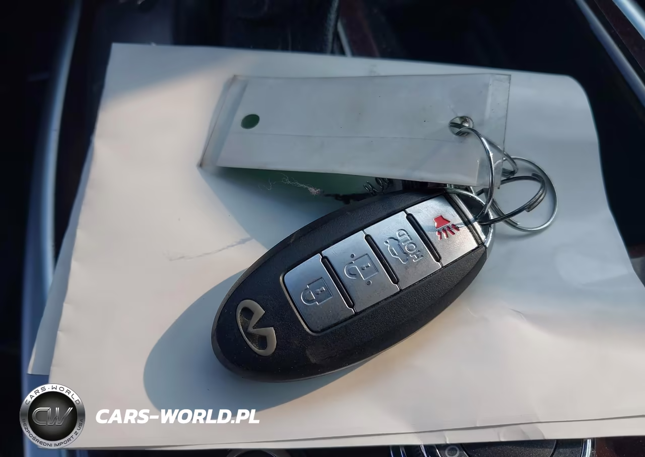 2018 Infiniti Q70L 3.7X Luxe VIN:JN1BY1PR4JM370263 - 11