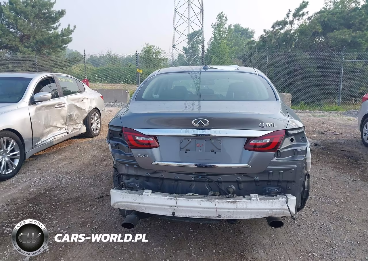 2018 Infiniti Q70L 3.7X Luxe VIN:JN1BY1PR4JM370263 - 16
