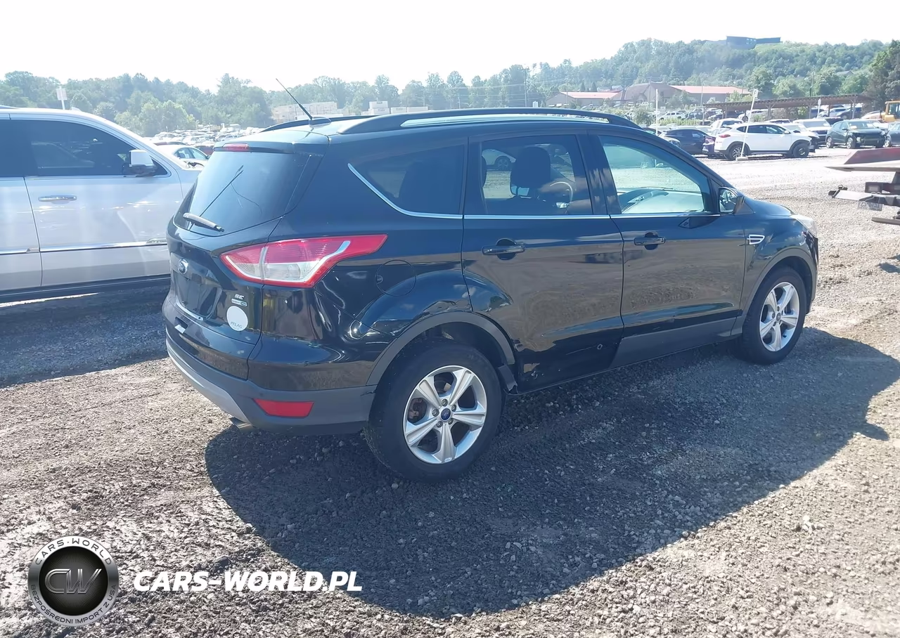 2016 Ford Escape Se VIN:1FMCU9G92GUC17204 - 4
