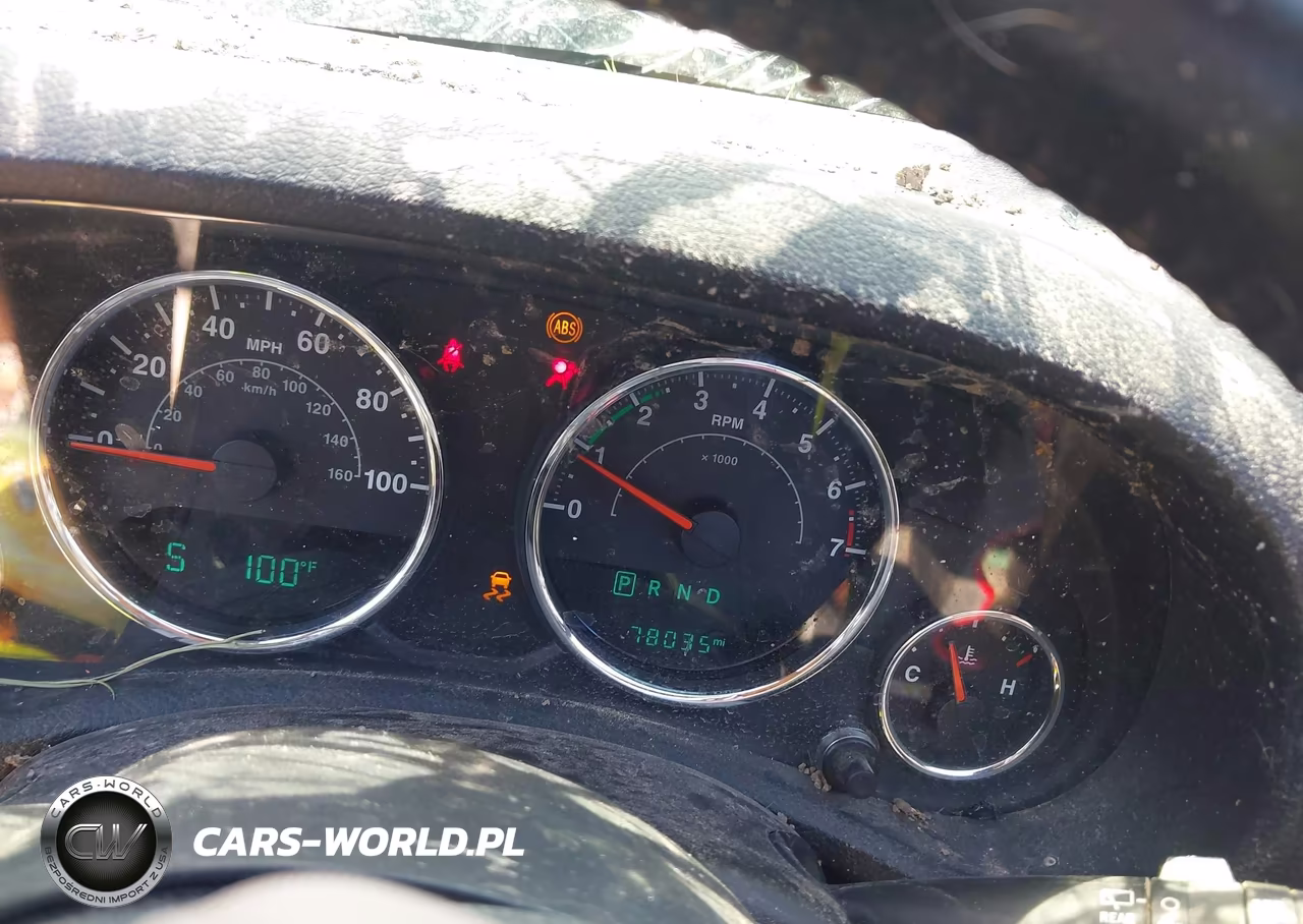 2015 Jeep Wrangler Sahara VIN:1C4AJWBG8FL735962 - 7