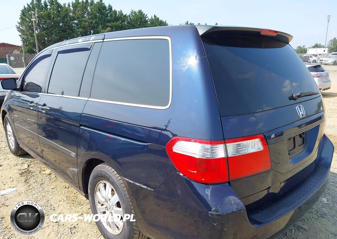 2006 Honda Odyssey Lx VIN:5FNRL38276B128641 - 3