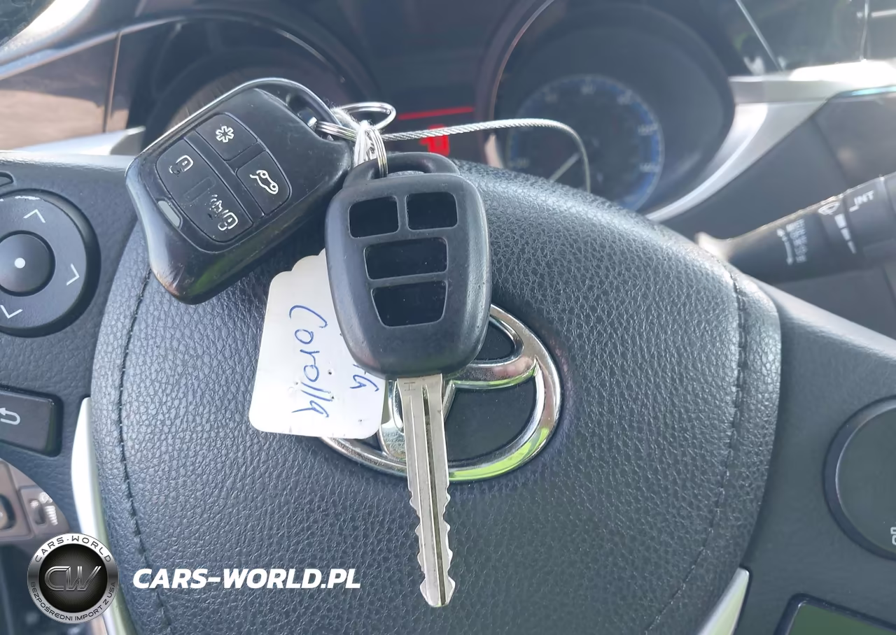 2014 Toyota Corolla S Plus VIN:5YFBURHE3EP096978 - 11