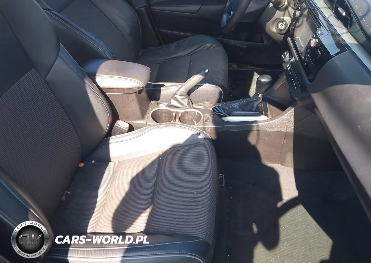 2014 Toyota Corolla S Plus VIN:5YFBURHE3EP096978 - 5