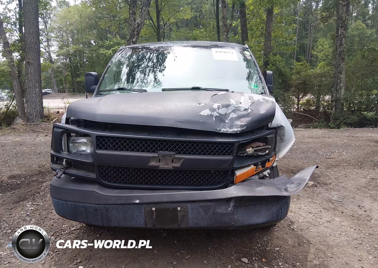 2004 Chevrolet Express VIN:1GCFG15XX41176734 - 12