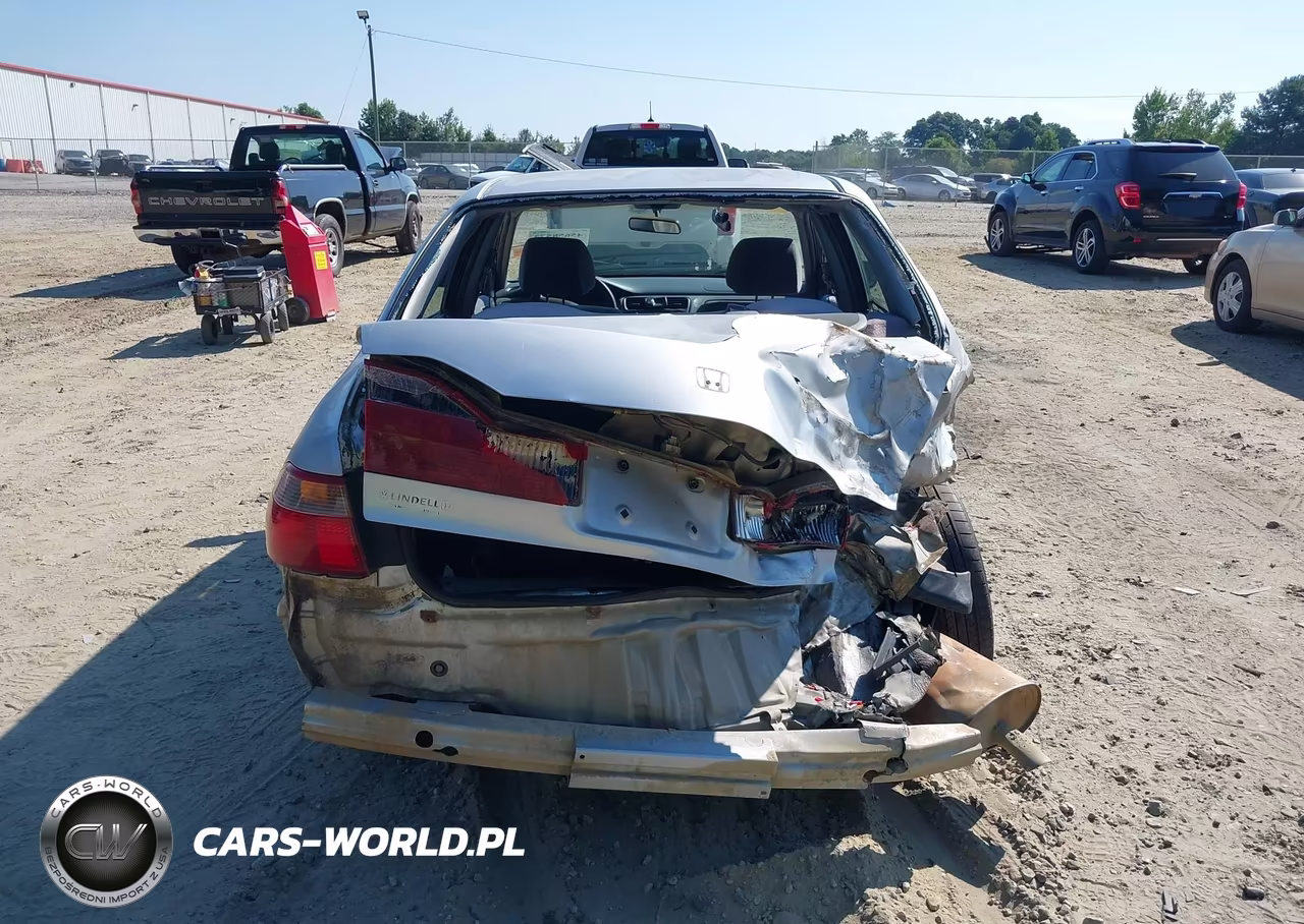 1998 Honda Accord Lx VIN:1HGCG564XWA213820 - 15