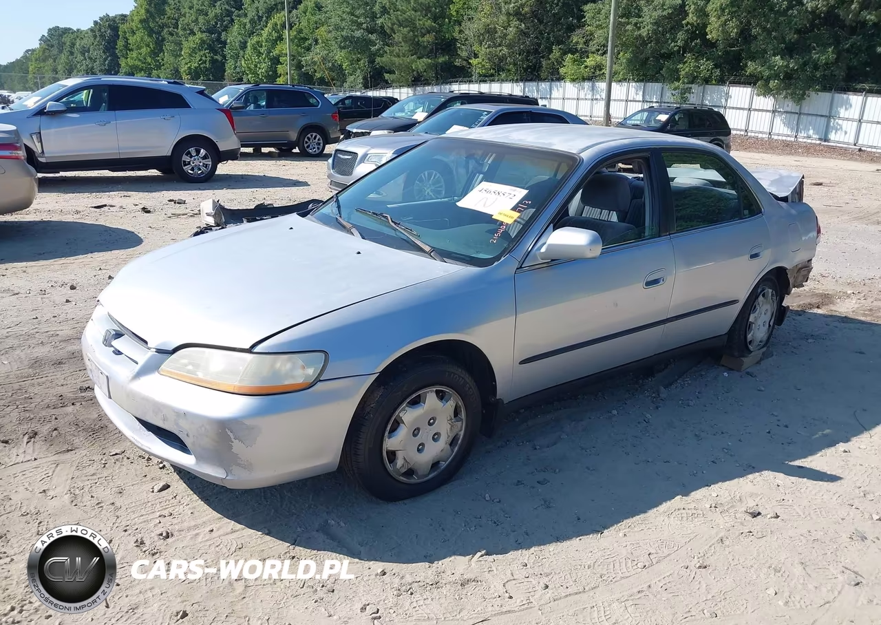 1998 Honda Accord Lx VIN:1HGCG564XWA213820 - 2