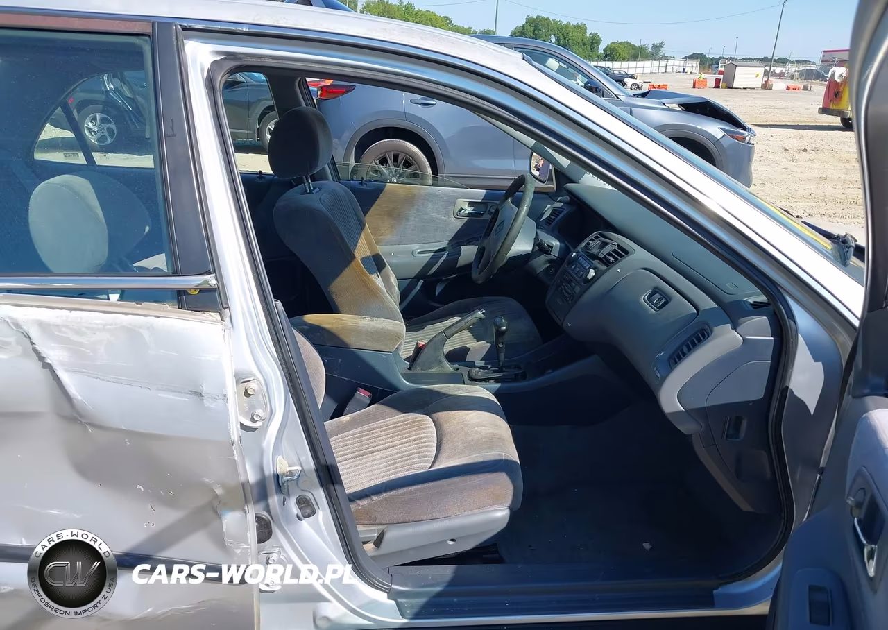 1998 Honda Accord Lx VIN:1HGCG564XWA213820 - 5