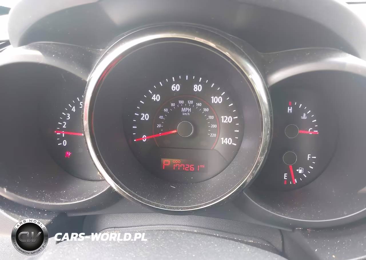 2010 Kia Soul + VIN:KNDJT2A24A7703455 - 7