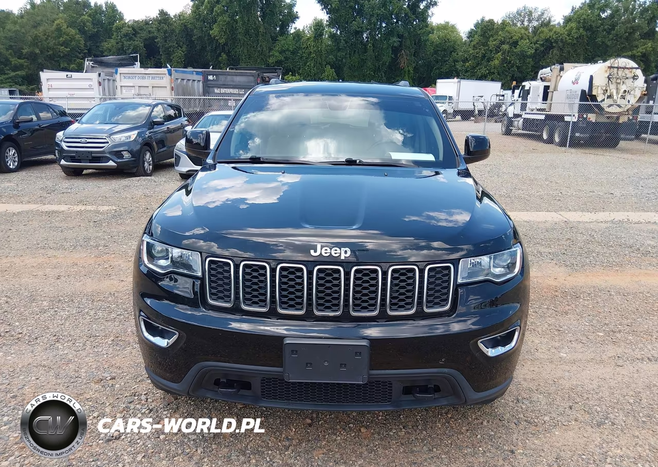 2019 Jeep Grand Cherokee Laredo E 4X4 VIN:1C4RJFAG3KC754160 - 12