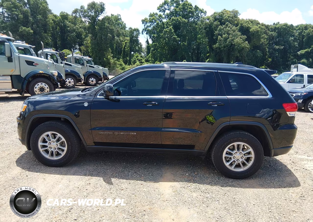 2019 Jeep Grand Cherokee Laredo E 4X4 VIN:1C4RJFAG3KC754160 - 14