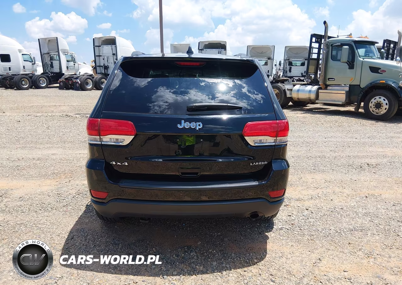 2019 Jeep Grand Cherokee Laredo E 4X4 VIN:1C4RJFAG3KC754160 - 16