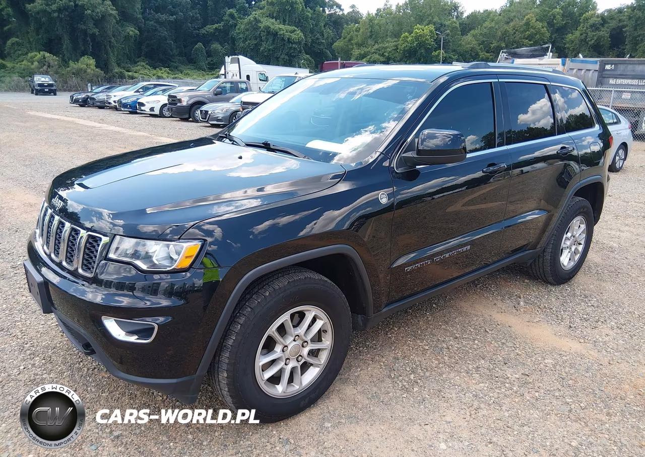 2019 Jeep Grand Cherokee Laredo E 4X4 VIN:1C4RJFAG3KC754160 - 2