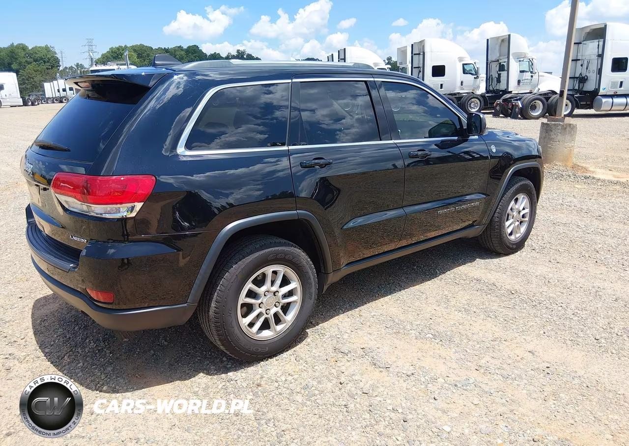 2019 Jeep Grand Cherokee Laredo E 4X4 VIN:1C4RJFAG3KC754160 - 4