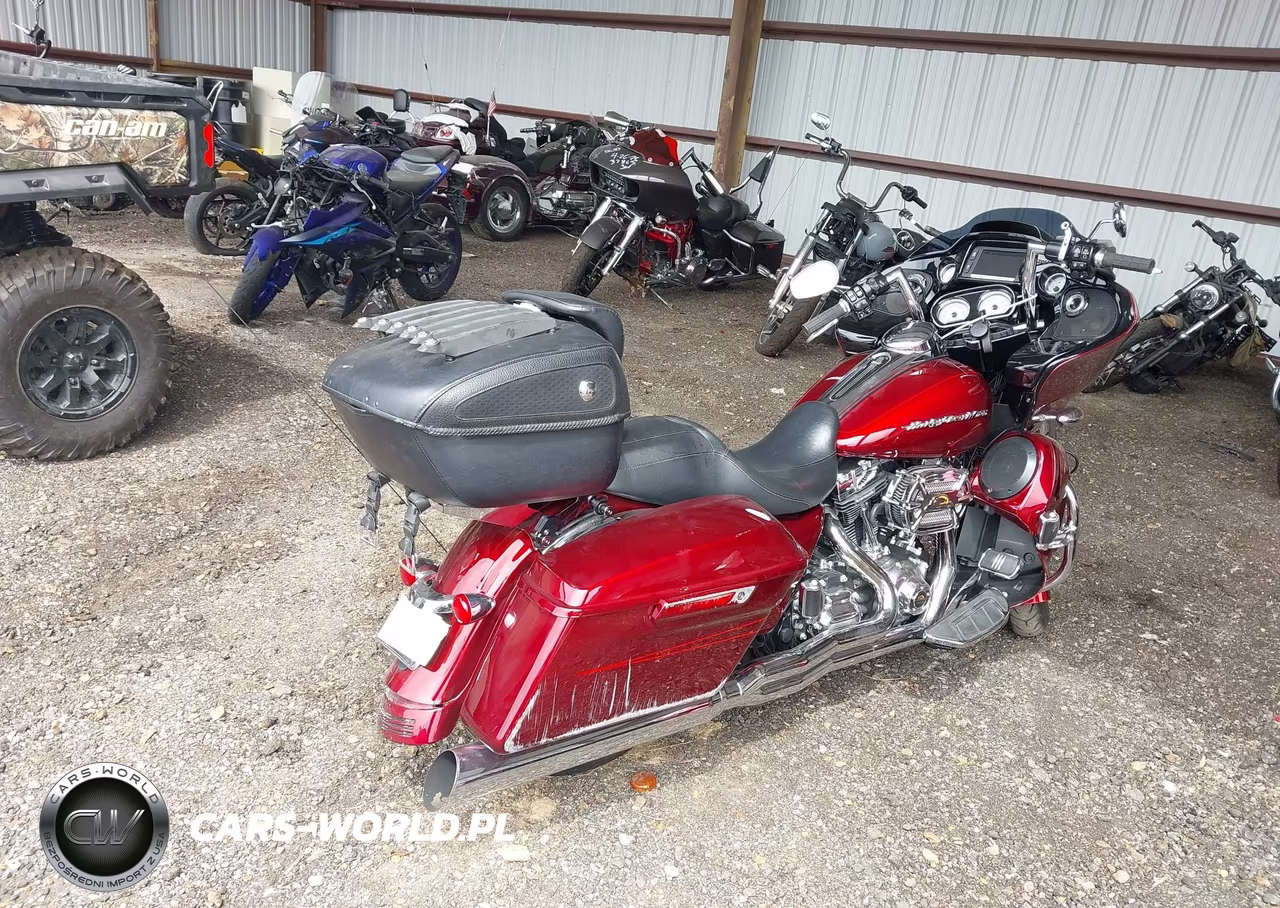 2016 Harley-Davidson Fltrxs Road Glide Special VIN:1HD1KTM18GB644605 - 4