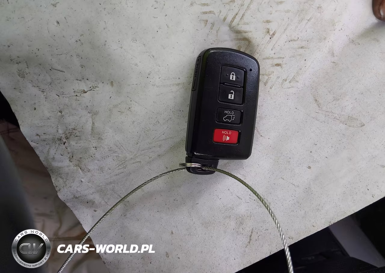 2017 Toyota Rav4 Hybrid Limited VIN:JTMDJREV1HD124242 - 11