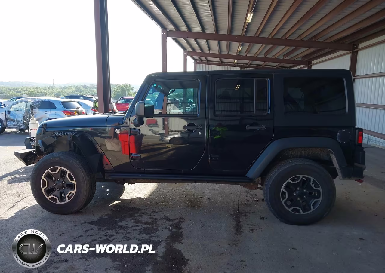 2015 Jeep Wrangler Unlimited Sport VIN:1C4BJWDG4FL687670 - 14