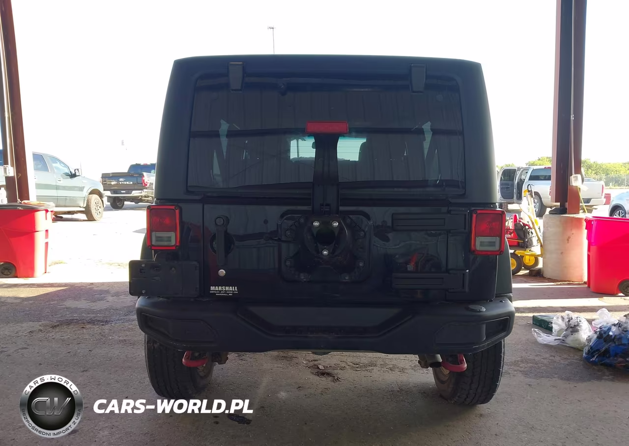 2015 Jeep Wrangler Unlimited Sport VIN:1C4BJWDG4FL687670 - 16