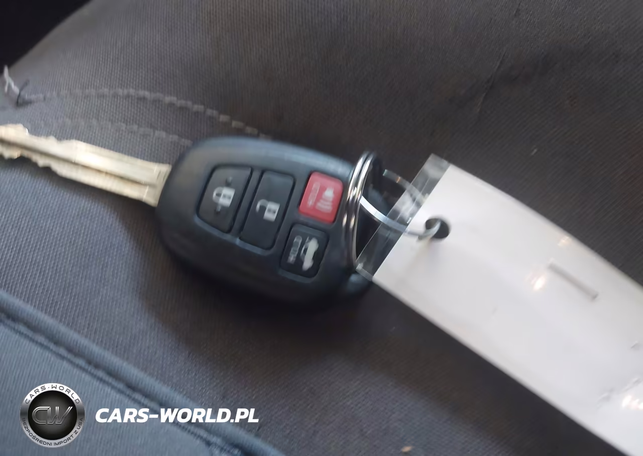 2016 Toyota Camry Xse VIN:4T1BF1FK9GU516264 - 11