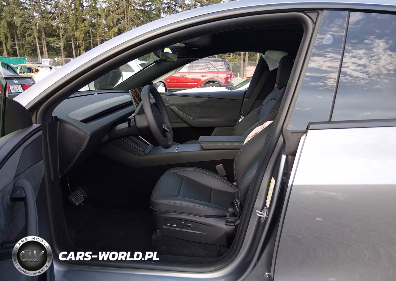 2026 Tesla Model Y All-Wheel Drive-Long Range Launch Series-Premium All-Wheel Drive VIN:7SAYGDEE7TF635896 - 20