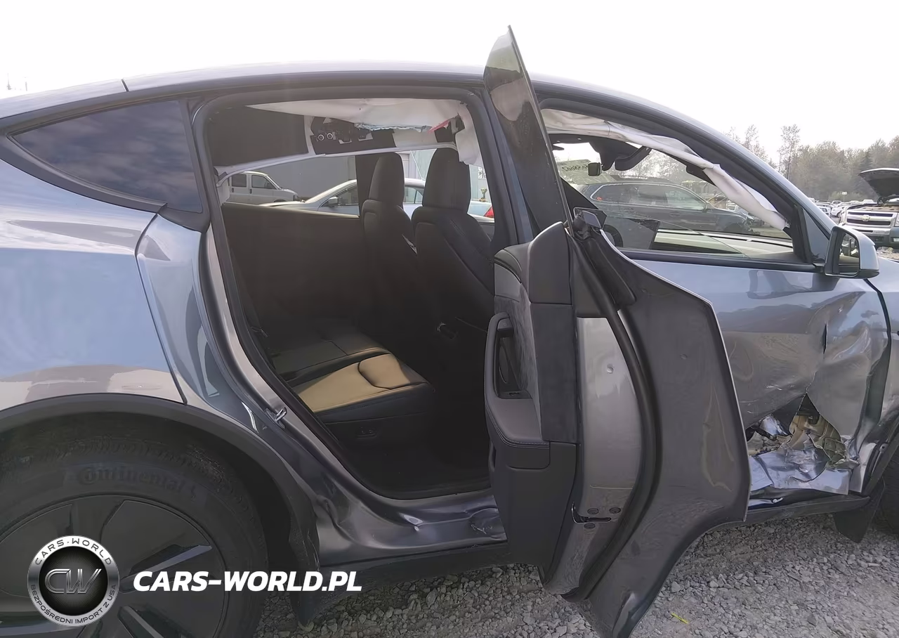2026 Tesla Model Y All-Wheel Drive-Long Range Launch Series-Premium All-Wheel Drive VIN:7SAYGDEE7TF635896 - 8