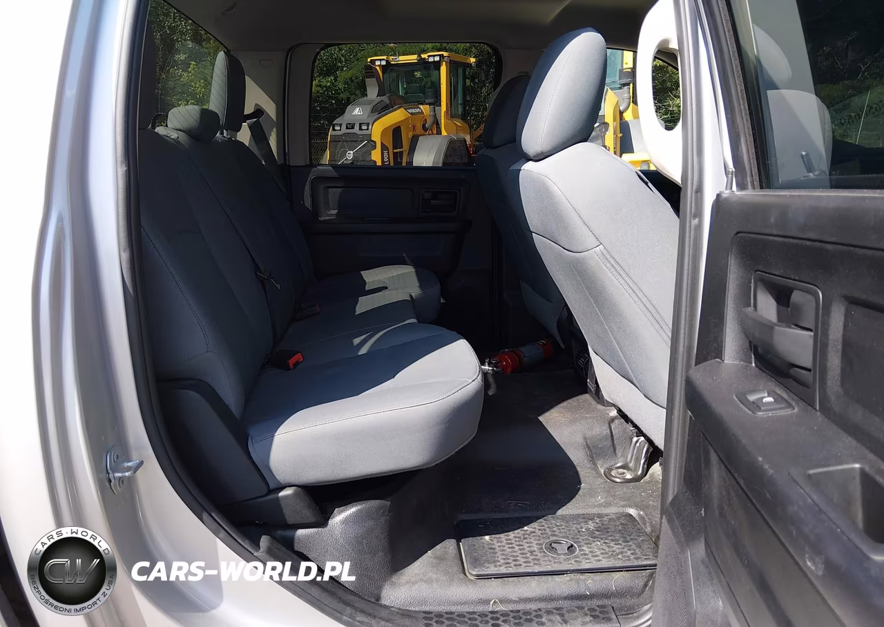 2017 Ram 2500 Tradesman 4X2 6'4 Box VIN:3C6TR4CT5HG737662 - 8