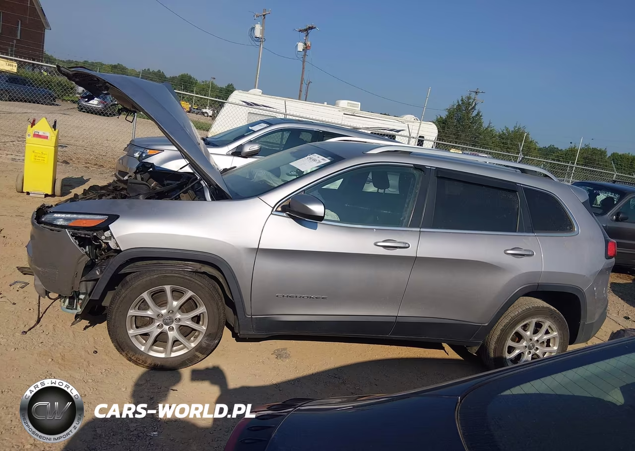 2018 Jeep Cherokee Latitude Fwd VIN:1C4PJLCB4JD531528 - 14