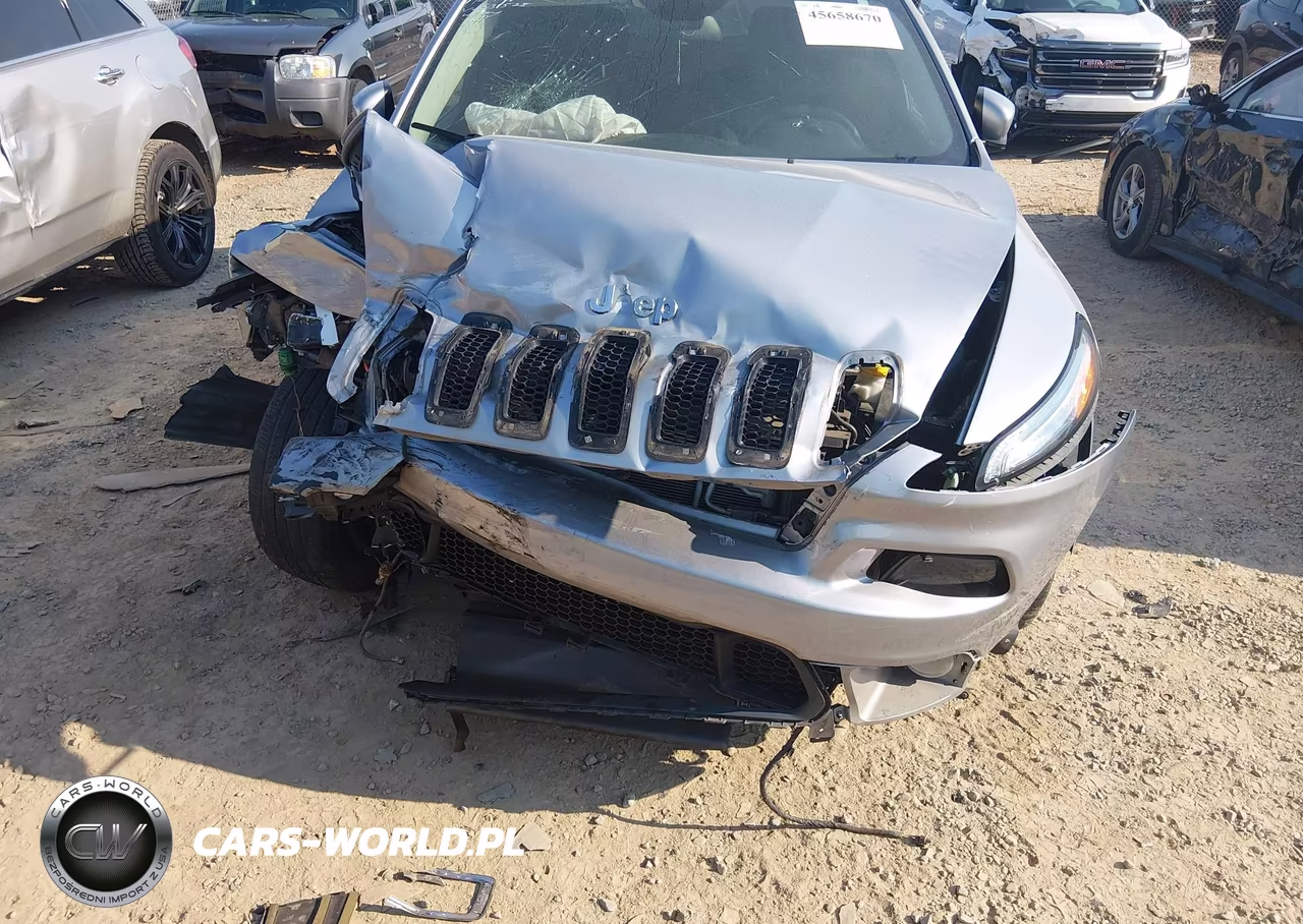 2018 Jeep Cherokee Latitude Fwd VIN:1C4PJLCB4JD531528 - 6
