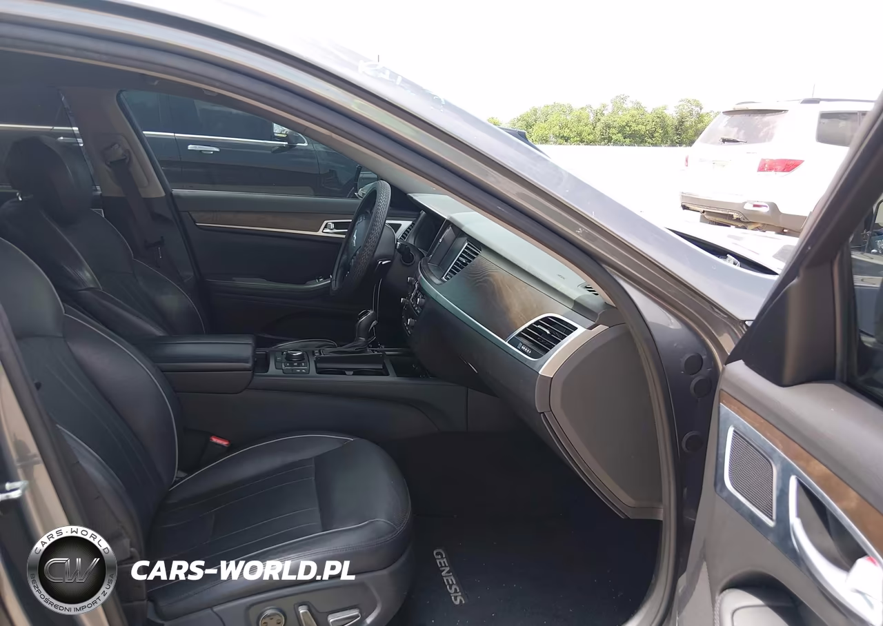 2016 Hyundai Genesis 3.8 VIN:KMHGN4JE6GU126377 - 5