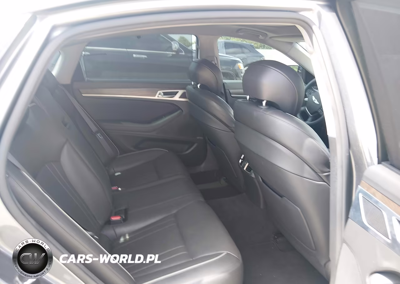 2016 Hyundai Genesis 3.8 VIN:KMHGN4JE6GU126377 - 8